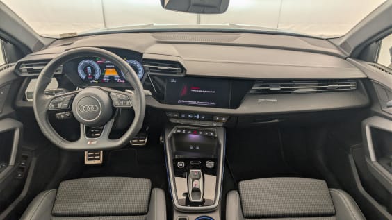 Audi A3 SPORTBACK TFSI e Hybride rechargeable 204 S tronic 6 S line Gris Daytona