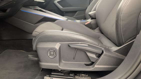 Audi A3 SPORTBACK TFSI e Hybride rechargeable 204 S tronic 6 S line Gris Daytona