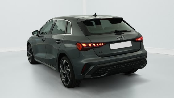 Audi A3 SPORTBACK TFSI e Hybride rechargeable 204 S tronic 6 S line Gris Daytona