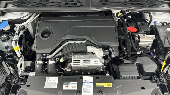 Peugeot 308 SW 308 sw III 1.2 Hybrid 145ch Allure e-DCS6 Blanc Okenite