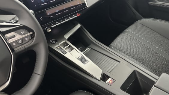 Peugeot 308 SW 308 sw III 1.2 Hybrid 145ch Allure e-DCS6 Blanc Okenite