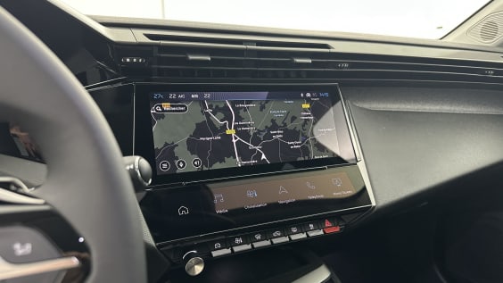 Peugeot 308 SW 308 sw III 1.2 Hybrid 145ch Allure e-DCS6 Blanc Okenite
