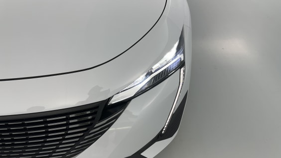Peugeot 308 SW 308 sw III 1.2 Hybrid 145ch Allure e-DCS6 Blanc Okenite