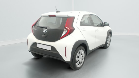 Toyota AYGO X 1.0 VVT-i 72 Dynamic Blanc Pur