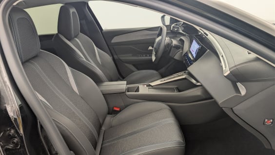 Peugeot 308 Hybrid 145 e-DCS6 Allure Noir Perla Nera