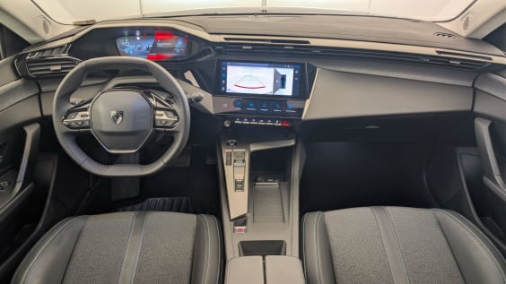 Peugeot 308 Hybrid 145 e-DCS6 Allure Noir Perla Nera