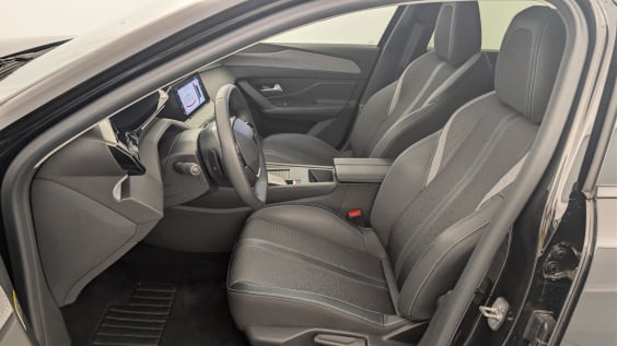 Peugeot 308 Hybrid 145 e-DCS6 Allure Noir Perla Nera