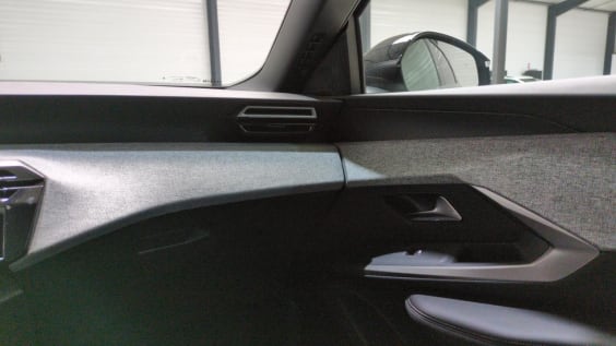 Peugeot 5008 HYBRID 145 CH E-DCS6 ALLURE Bleu Ingaro