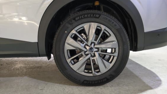 Peugeot 5008 HYBRID 145 CH E-DCS6 ALLURE gris artense