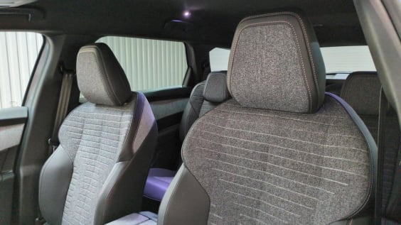 Peugeot 5008 HYBRID 145 CH E-DCS6 ALLURE gris artense