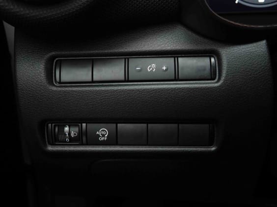 Nissan JUKE 1.0 DIG-T 114 AUT N-CONNECTA Blanc