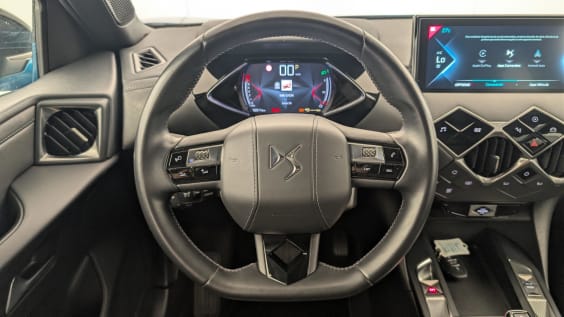 DS DS 3 CROSSBACK ELECTRIQUE E-TENSE GRAND CHIC Bleu Millenium - Toit Noir Onyx