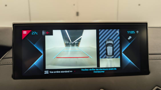 DS DS 3 CROSSBACK ELECTRIQUE E-TENSE GRAND CHIC Bleu Millenium - Toit Noir Onyx