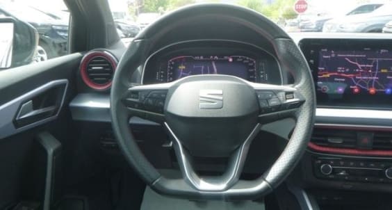 Seat Arona Arona 1.0 TSI 110 ch Start/Stop BVM6 FR Noir Minuit