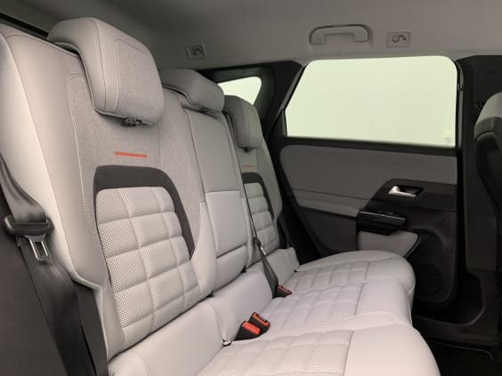 Citroën C5 AIRCROSS HYBRIDE NOUVEAU 145 CH E-DCS6 MAX Blanc Okénite