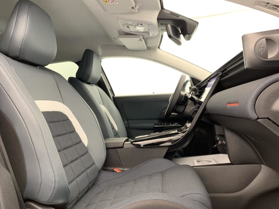 Citroën C5 AIRCROSS HYBRIDE NOUVEAU 145 CH E-DCS6 PLUS Gris Platinium