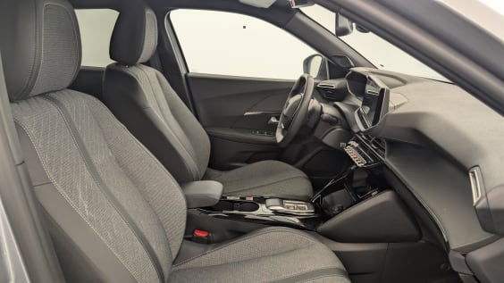 Peugeot 2008 ELECTRIQUE 50 kWh 136 ch Allure gris artense