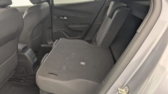 Peugeot 2008 ELECTRIQUE 50 kWh 136 ch Allure gris artense