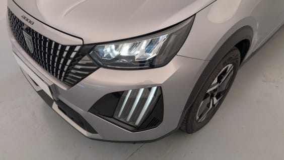 Peugeot 2008 ELECTRIQUE 50 kWh 136 ch Allure gris artense