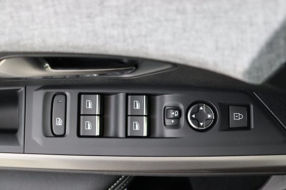 Peugeot 5008 GT Hybrid 145 hp e-DSC6 Grey