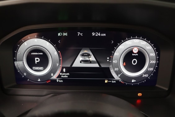 Nissan QASHQAI Tekna Plus 2Tone 1.3 158 hp CVT 2WD White