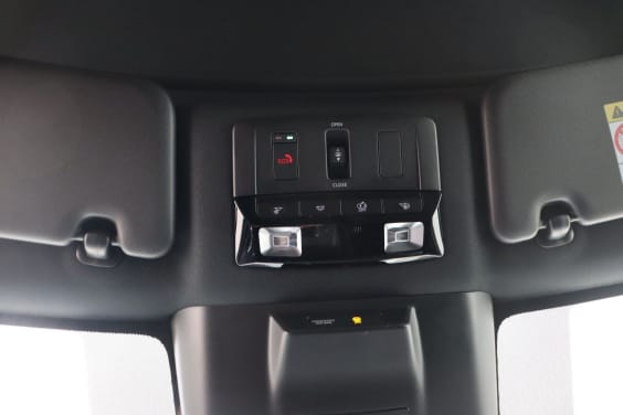 Nissan QASHQAI Tekna Plus 1.3 158 hp CVT 2WD White