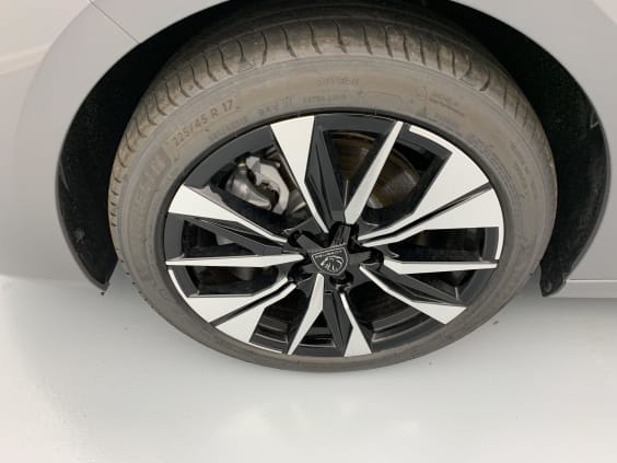 Peugeot 308 NOUVELLE BLUEHDI 130CH S&S EAT8 ALLURE Gris Selenium