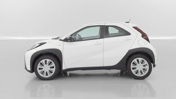 Toyota AYGO X AYGO X 1.0 VVT-i 72ch Dynamic Pure White