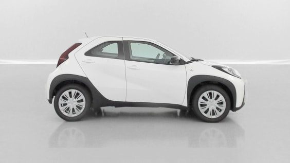 Toyota AYGO X AYGO X 1.0 VVT-i 72ch Dynamic Pure White