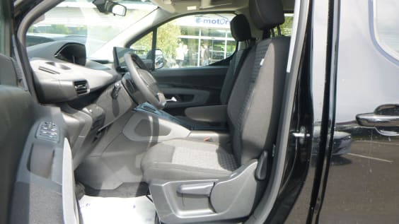 Peugeot Rifter Rifter M BlueHDi 130 S&S EAT8 5pl GT Noir Perla Nera