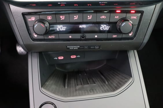 Seat Arona Play Plus 1,0 TSI 115 hp Man.6 Black