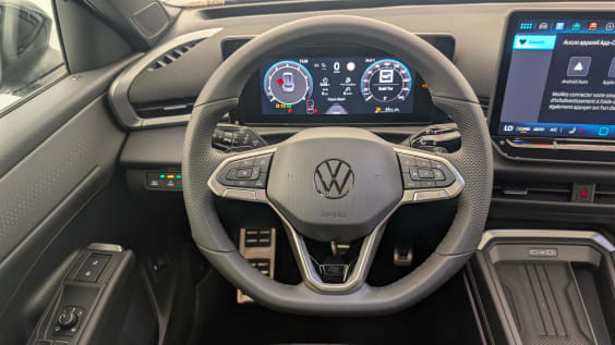 Volkswagen T-ROC NOUVEAU 1.5 ETSI EVO2 HYBRID 150 CH DSG7 R-LINE Noir Ebéne