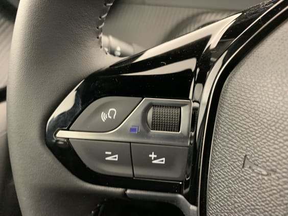 Peugeot 2008 100 S&S BVM6 Style Blan Okénite