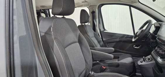 Nissan PRIMASTAR COMBI Primastar Combi L1H1 3.0t 2.0 dCi 170 S/S BVA9 Tekna Gris Pierre De Lune