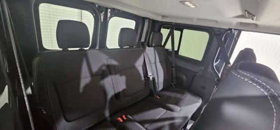 Nissan PRIMASTAR COMBI Primastar Combi L1H1 3.0t 2.0 dCi 170 S/S BVA9 Tekna Gris Pierre De Lune