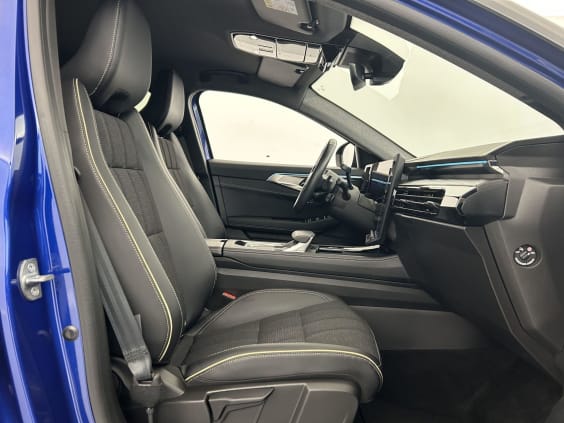 Renault Austral E-TECH HYBRID 200 ICONIC Bleu