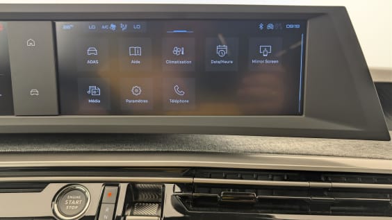 Peugeot 3008 Hybrid 145 e-DCS6 Allure Gris Artense