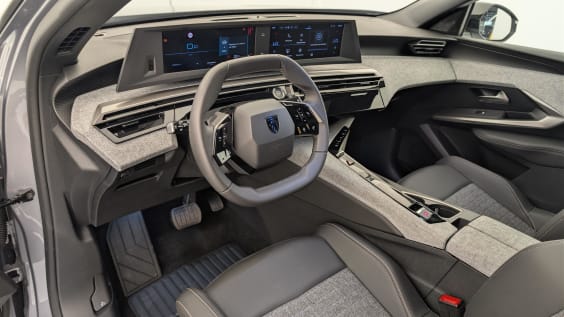 Peugeot 3008 Hybrid 145 e-DCS6 Allure Gris Artense