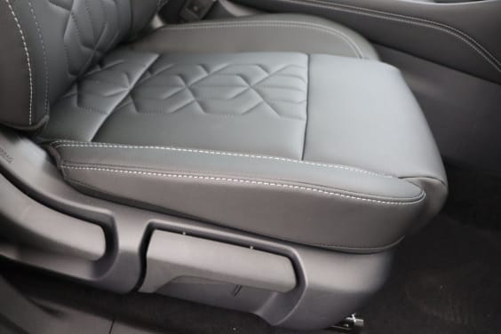 Nissan QASHQAI Tekna + BOSE 1.3 DIG-T Mild Hybrid 158 hp X-TRONIC Silver