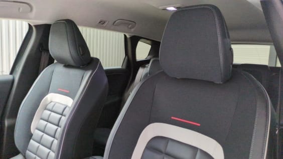 Citroën C5 AIRCROSS NOUVEAU C5 Aircross Hybride 145 ch e-DCS6 Max Vert Astoria / Toit Noir