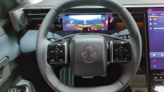 Citroën C5 AIRCROSS NOUVEAU C5 Aircross Hybride 145 ch e-DCS6 Max Bleu Eclipse / Toit Noir