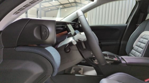 Citroën C5 AIRCROSS NOUVEAU C5 Aircross Hybride 145 ch e-DCS6 Max Gris Platinium / Toit Noir