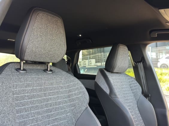 Peugeot 5008 Hybrid 145 allure e-dcs6 gris artense