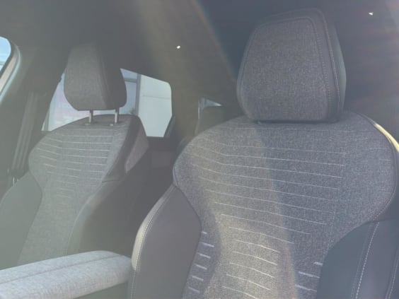 Peugeot 5008 Hybrid 145 allure e-dcs6 gris artense