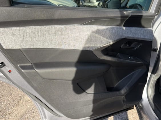 Peugeot 5008 Hybrid 145 allure e-dcs6 gris artense