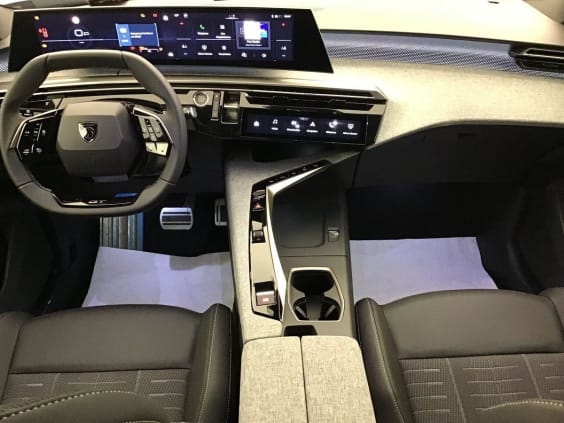 Peugeot 5008 Gt 1.2 HYBRID 145 Blue Ingaro