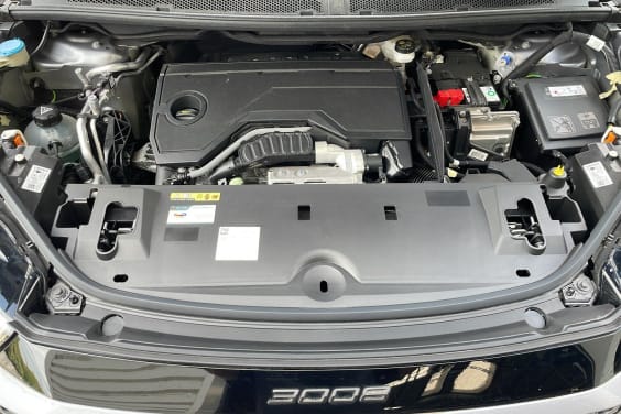Peugeot 3008 Hybrid 145 e-DCS6 Allure Gris Artense