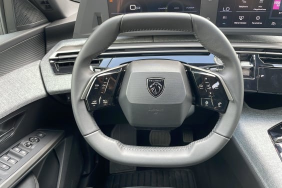 Peugeot 3008 Hybrid 145 e-DCS6 Allure Gris Artense