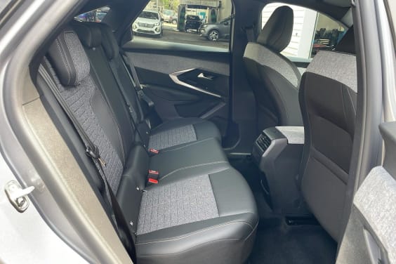 Peugeot 3008 Hybrid 145 e-DCS6 Allure Gris Artense