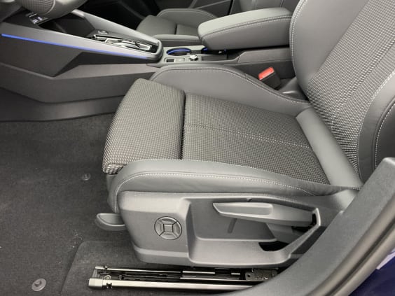 Audi A3 SPORTBACK 45 TFSI e Hybride rechargeable 272 S tronic 6 S line Bleu Navarre